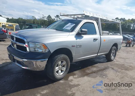 2015 Ram 1500 Tradesman z USA, uszkodzony, nr VIN 3C6JR7DT1FG560385